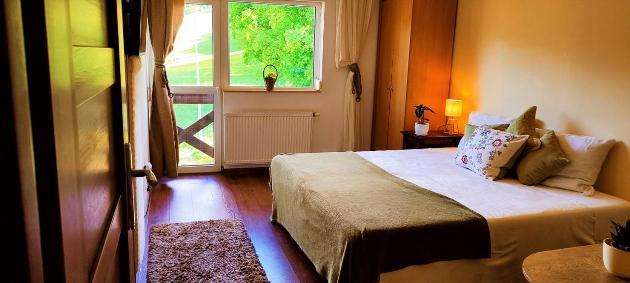 Gorski Widok Karpacz Apartamenty I Pokoje- Salon Kominkowy Exterior photo
