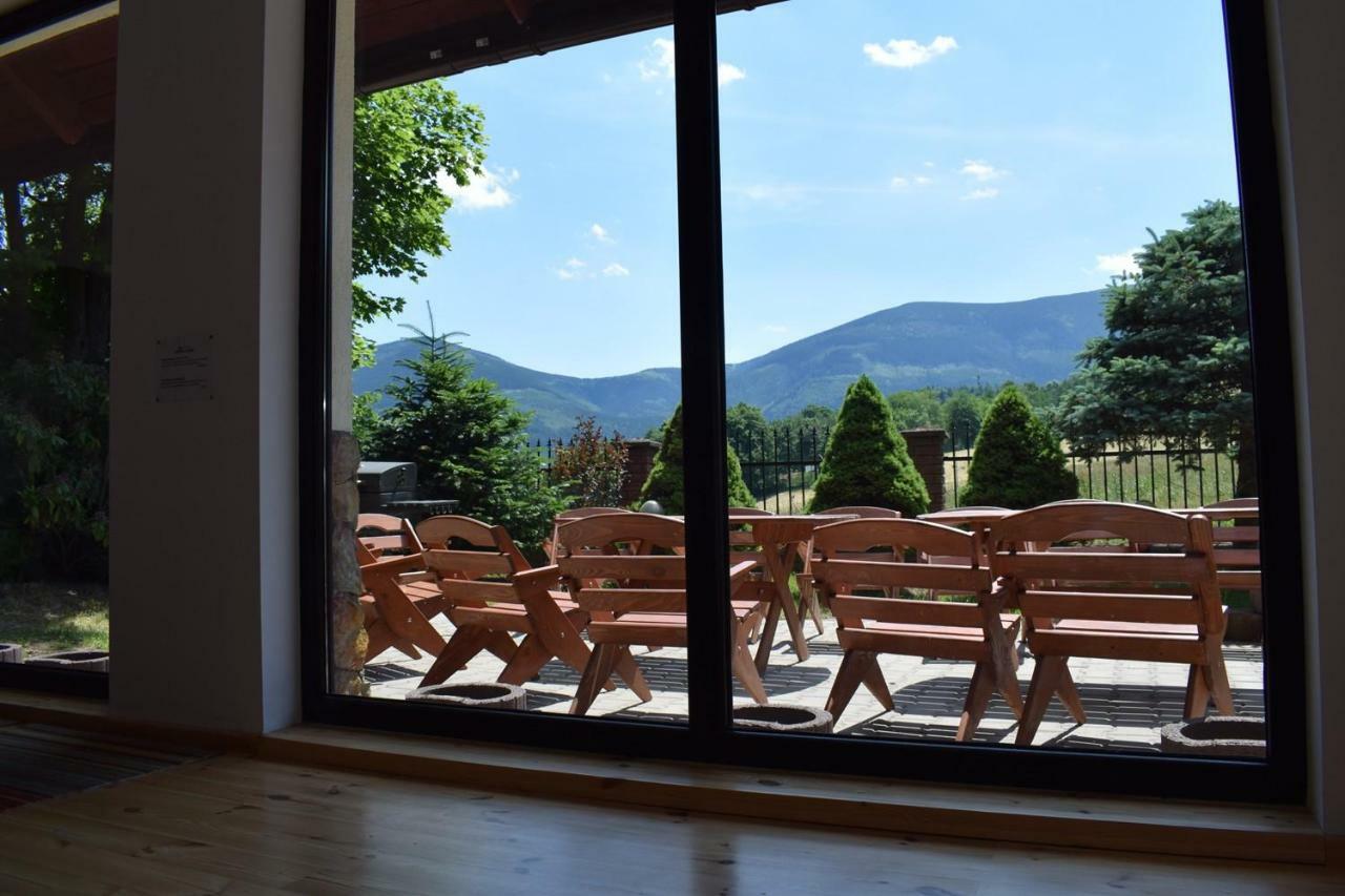Gorski Widok Karpacz Apartamenty I Pokoje- Salon Kominkowy Exterior photo